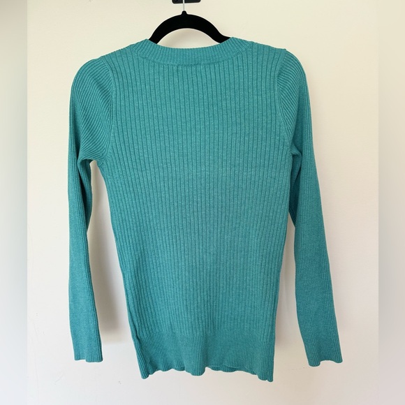 Merona Knit V-Neck Sweater - Picture 4 of 6